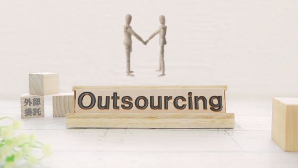 中小企業は「雇用」より「外注」の時代なのか？